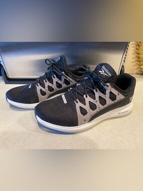 Reebok Driftium Ride 2.0 Women's FuelFoam Training Shoes - Size 8.5